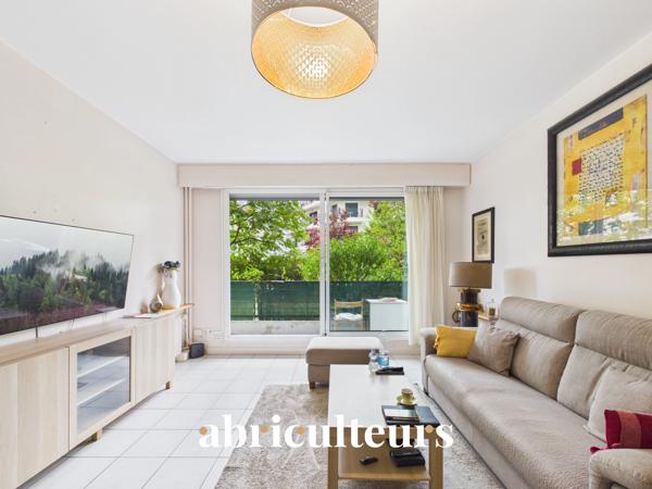 Appartement 2 pièces avec terrasse sur jardin en vente à Levallois-Perret 92300