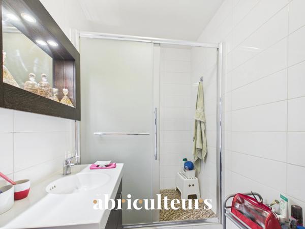 Appartement 2 pièces avec terrasse sur jardin en vente à Levallois-Perret 92300