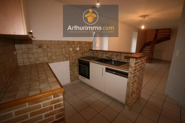 Location                                                      Appartement
                        
                     4 pièces                      94 m2                     à Mohon