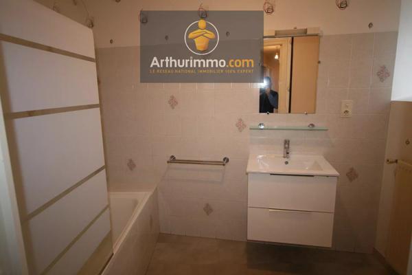 Location                                                      Appartement
                        
                     4 pièces                      94 m2                     à Mohon