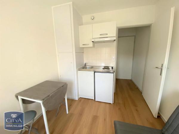 Appartement à louer 1 pièce 12.8m² Tours (37200)