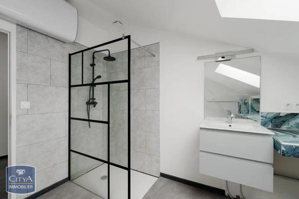 Immeuble à vendre 95.36m²