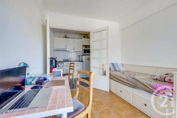 Appartement F2 à vendre  2 pièces - 34,01 m 2   PARIS  - 75017
