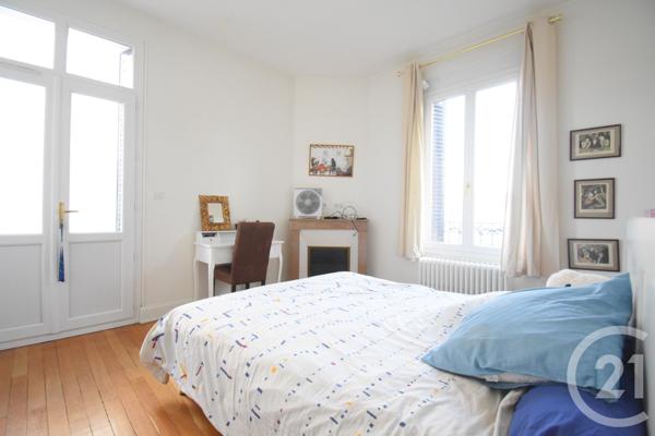 Maison à vendre  7 pièces - 201,20 m2 VICHY - 03