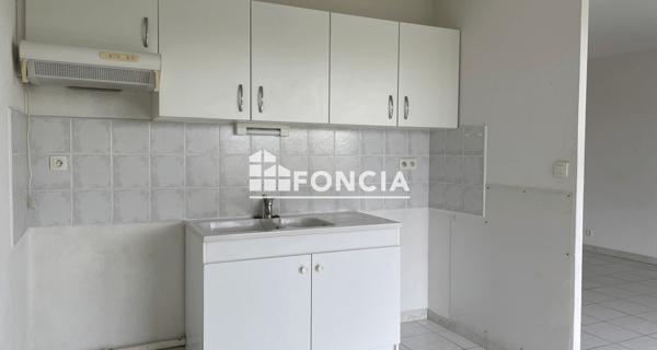 Location Appartement 3 pièces 77.05 m² - Castres 81100