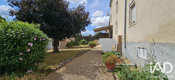 Immeuble à vendre 243 m² Dampierre-sur-Salon