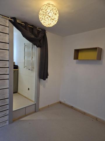 Appartement à Montbrison T2 refait à NEUF