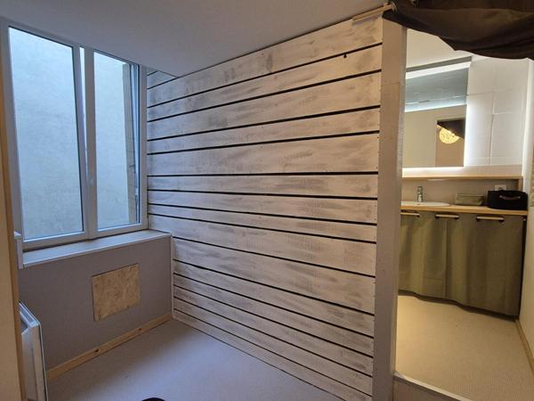Appartement à Montbrison T2 refait à NEUF