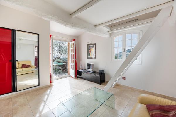 L’Écrin de Falicon : Une Parenthèse Enchantée entre Mer et Montagnes