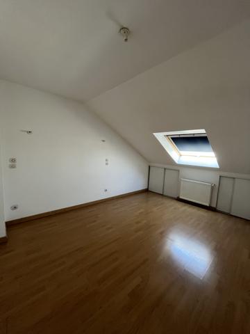 SAINT JULIEN LES VILLAS – T5 EN TRIPLEX AVEC TERRASSE ET GARAGE
