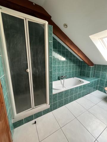 SAINT JULIEN LES VILLAS – T5 EN TRIPLEX AVEC TERRASSE ET GARAGE