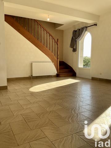 Maison à vendre 6 pièces 100 m² Bais