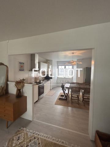 A LOUER - Proximité centre ville de VIRE, appartement T4 de 85,28 m² EN PARFAIT ÉTAT