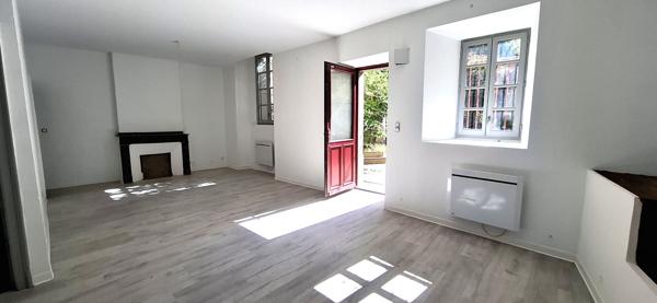 A LOUER APPARTEMENT T2 RDC - FOIX