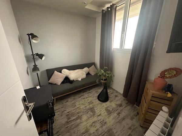 Royan (17200) 

bel appartement royan avec apercu mer