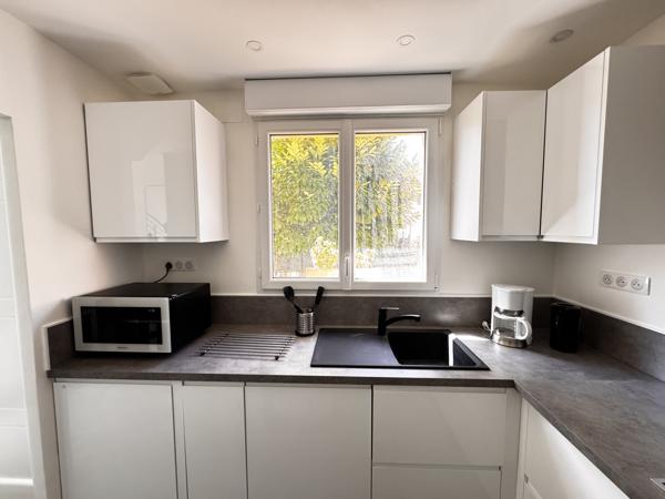 CHAMBRE EN COLOCATION - NEUVE - CLIMATISATION