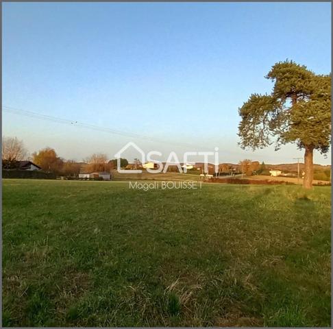 Terrain constructible de 1475m² et 1790m² agricole.