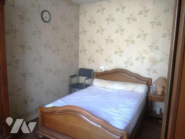 MAISON T3 à rénover, env. 73m2 habitables, comprenant :
. en rez-de-sol : garage, chaufferie, ...