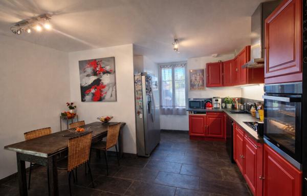 Maison de 196 m²