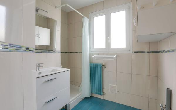 Appartement à vendre    5 pièces • 83,34 m2 Saint-Jean-de-Luz