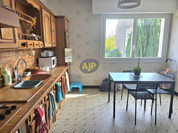 Vente immeuble Guemene Penfao : 249 980 € - AJP By Marie