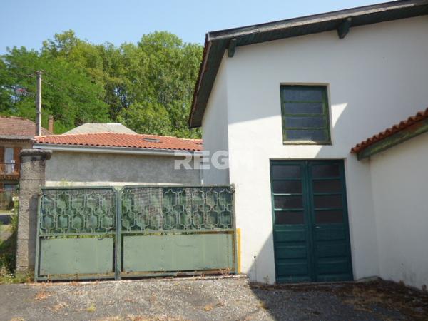 Lannemezan (65300) IMMEUBLE D'HABITATION A RENOVER