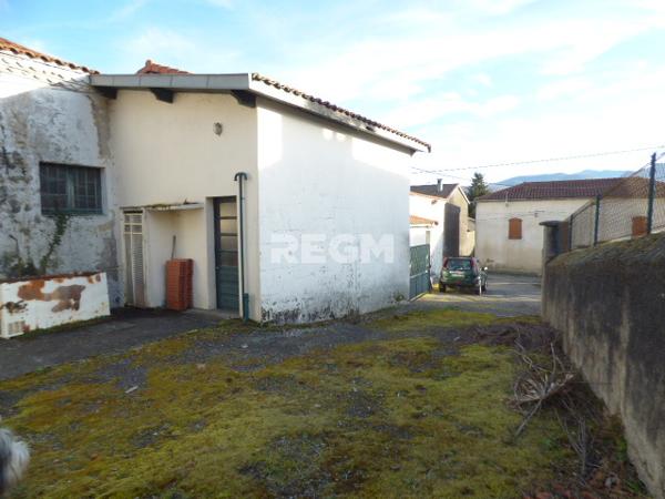 Lannemezan (65300) IMMEUBLE D'HABITATION A RENOVER