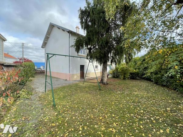 A VENDRE - REZE - Chatelier - Maison de type NANTAISE d'env 125m² sur 474m² de terrain.