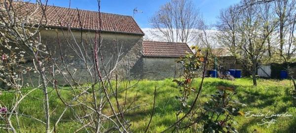 Maison de ville à Luant