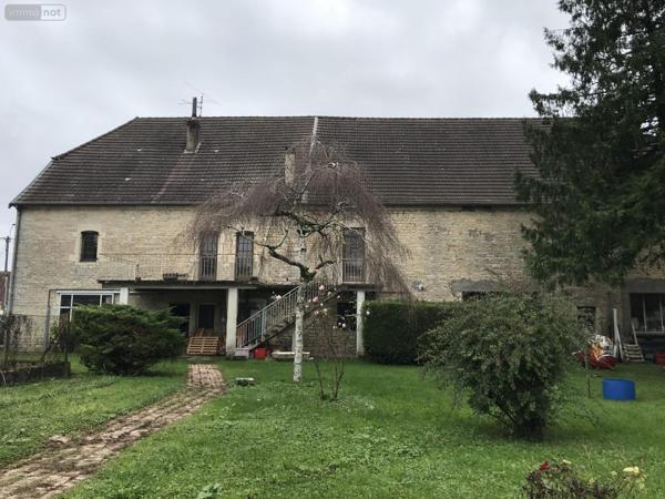 Local Professionnel et commercial à vendre à Parcey dans le Jura (39100), ref : VP106-39032