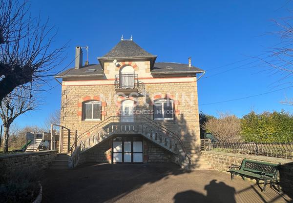 A vendre Maison en pierre avec vue dégagée 4 chambres