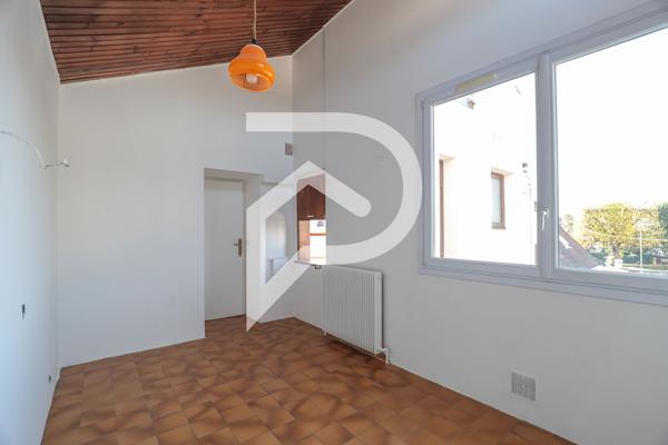 Immeuble 10 pièces 218.59 m2