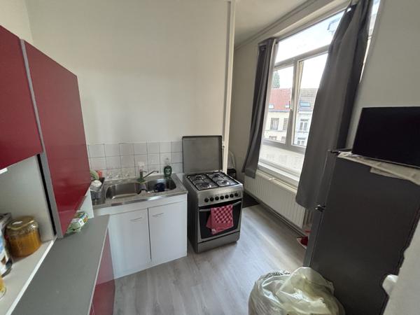 Investissement locatif: Dunkerque centre, appartement de 48m2, une chambre + cellier + cave.