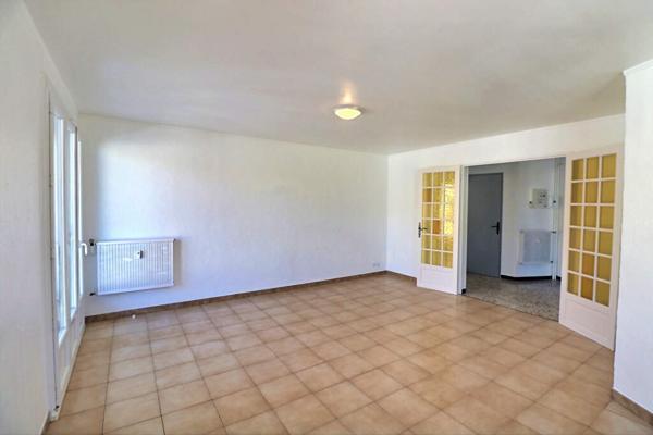 SAINT-BARNABE Appartement Marseille 3 pièce(s) 74.68 m2