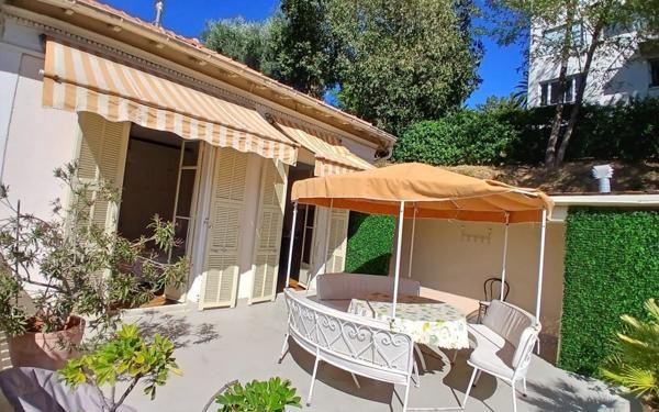 Maison à vendre    5 pièces •  Nice