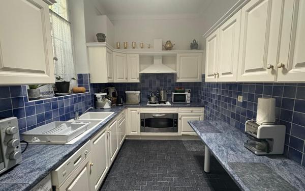 Maison à vendre    5 pièces •  Nice