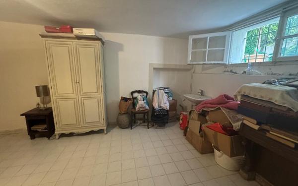 Maison à vendre    5 pièces •  Nice