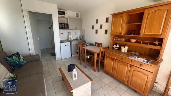 Appartement à louer 1 pièce 20.5m² Fréjus (83600)