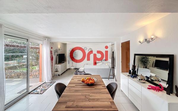 Maison à vendre    5 pièces •  Lecci