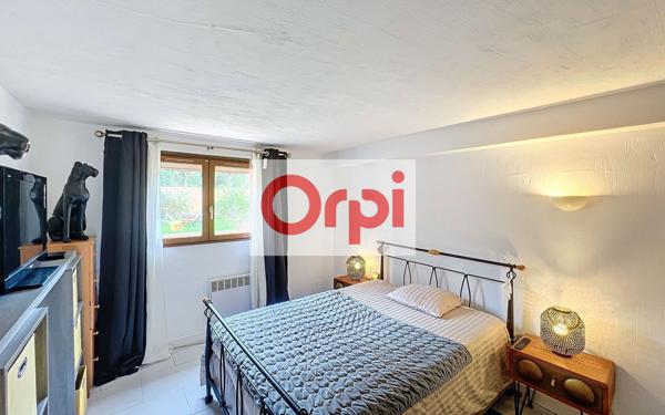 Maison à vendre    5 pièces •  Lecci