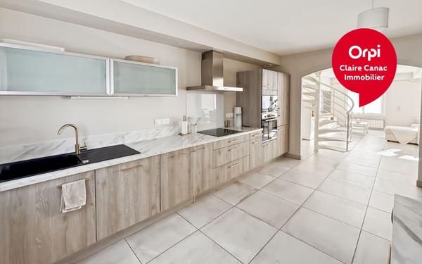 Maison à vendre    5 pièces •  Castres