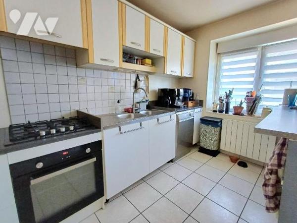 Maison située à LARMOR-PLAGE proche des plages,  idéale pour ceux qui cherchent la vie de plain...