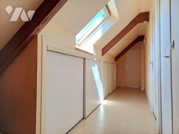 Maison située à LARMOR-PLAGE proche des plages,  idéale pour ceux qui cherchent la vie de plain...