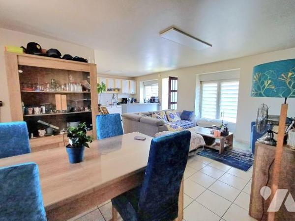 Maison située à LARMOR-PLAGE proche des plages,  idéale pour ceux qui cherchent la vie de plain...