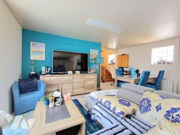 Maison située à LARMOR-PLAGE proche des plages,  idéale pour ceux qui cherchent la vie de plain...