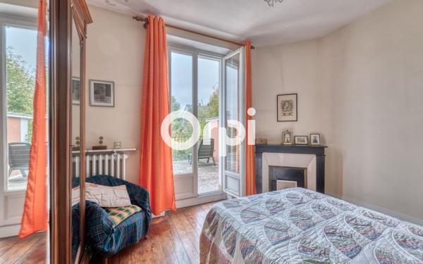 Maison à vendre    6 pièces •  Rosny-sous-Bois