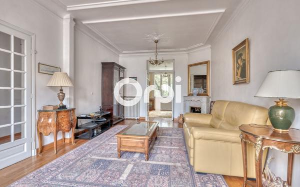 Maison à vendre    6 pièces •  Rosny-sous-Bois