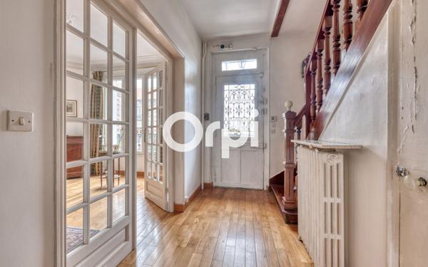 Maison à vendre    6 pièces •  Rosny-sous-Bois