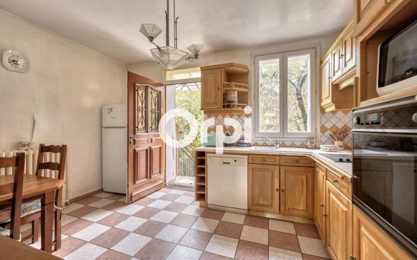 Maison à vendre    6 pièces •  Rosny-sous-Bois