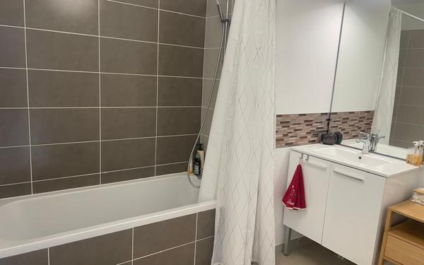 Appartement à louer    3 pièces •  Gex